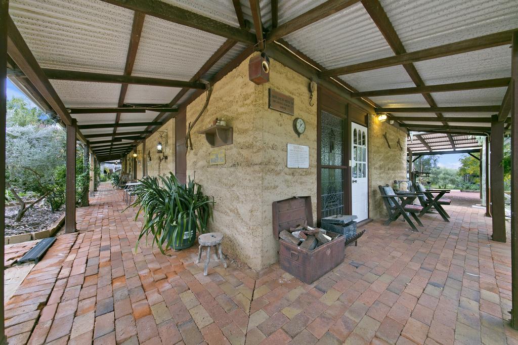 Hillside Country Retreat Hotel York Ngoại thất bức ảnh